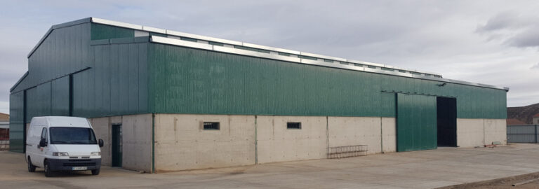 Nave agrícola en Villanueva de Huerva (Zaragoza).