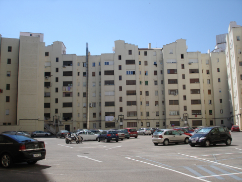 Sustitución red de saneamiento en bloque de viviendas (Zaragoza).